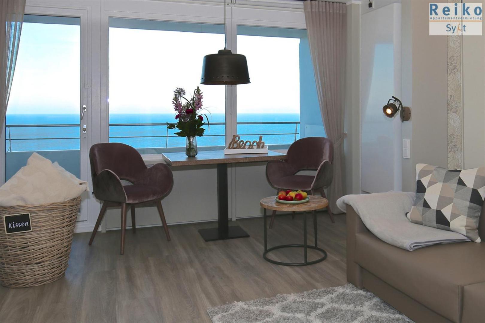 1-241a, Seeseite, Haus Metropol, 10etage *